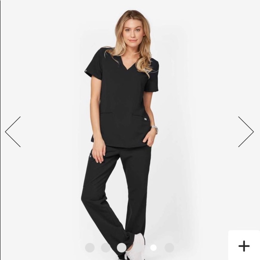 FIGS basic scrub bottoms